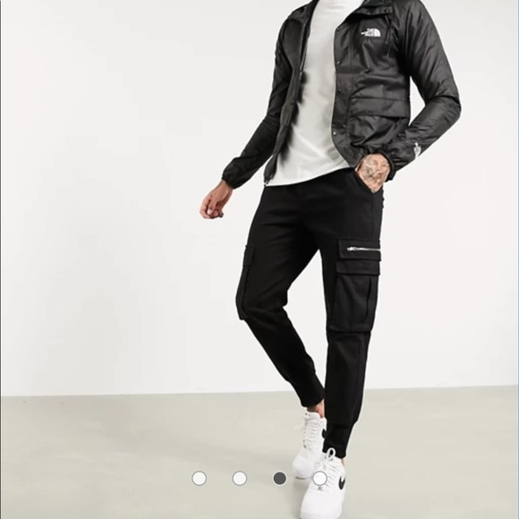 Brand new North Face “ jacket “ - Picture 5 of 15